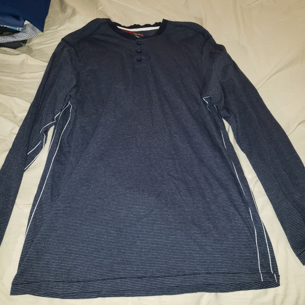 Long sleeve Henley blue